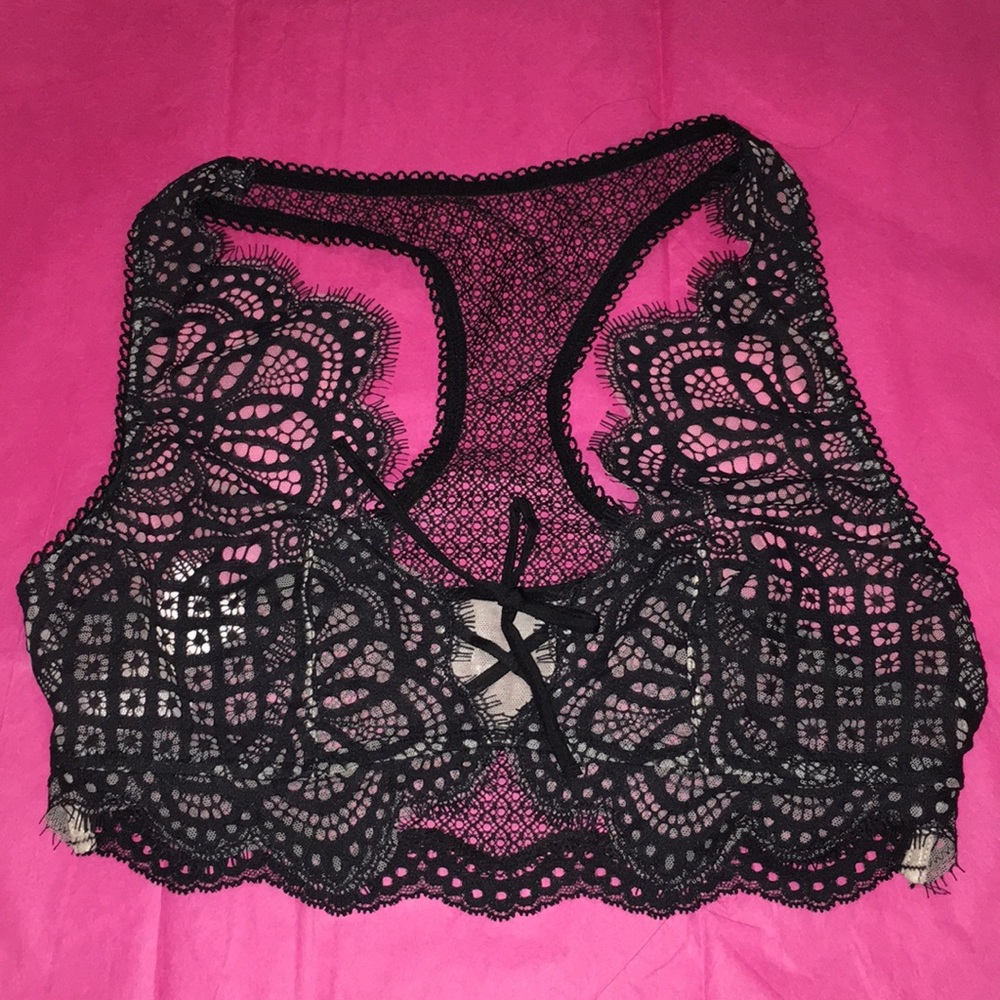 NWT VS Lace Bralette sheer back - Picture 4 of 5